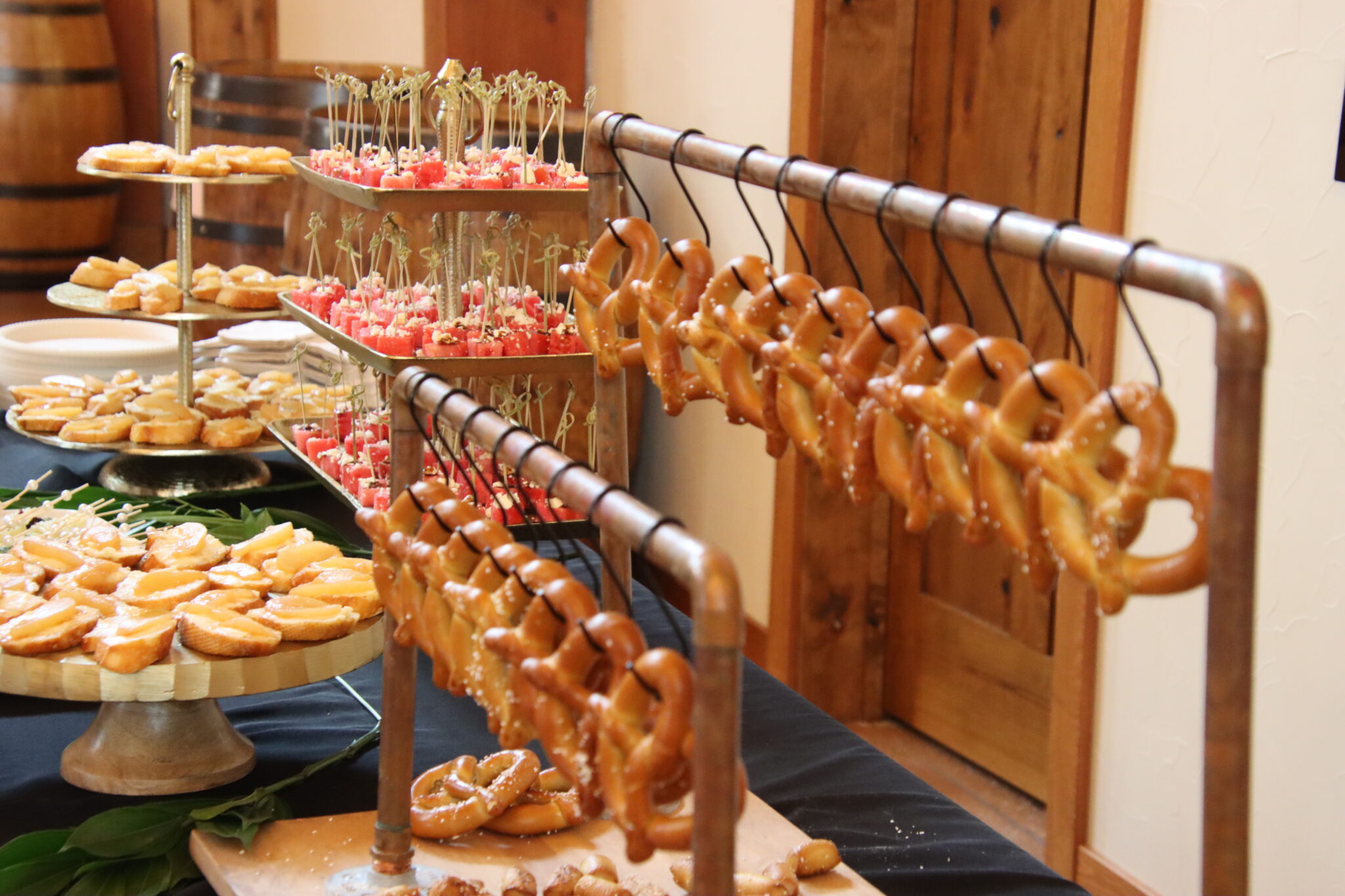 6 Ideas For LateNight Wedding Reception Snacks Barnwood Events WI